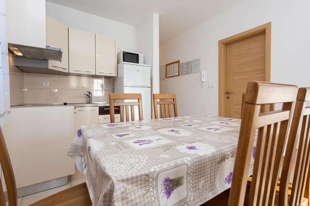 Apartments Crnekovic Jasna Baška